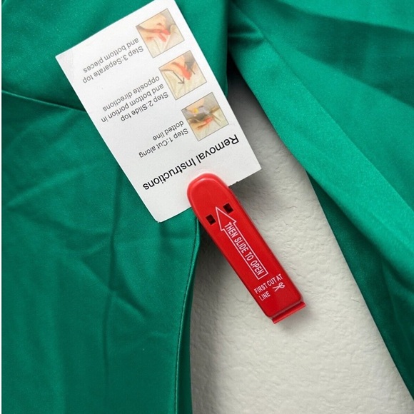 Mac Duggal charmeuse empire waist dress size 14 - Picture 3 of 3